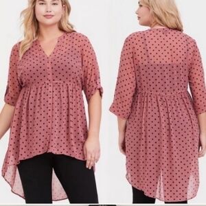Torrid Lexie Babydoll Chiffon Dusty Rose Polka Dot Tunic Blouse size 2